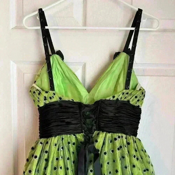 Mac Duggal Couture Lime Green/Black Cocktail Prom Dress Size 2 - Picture 5 of 6